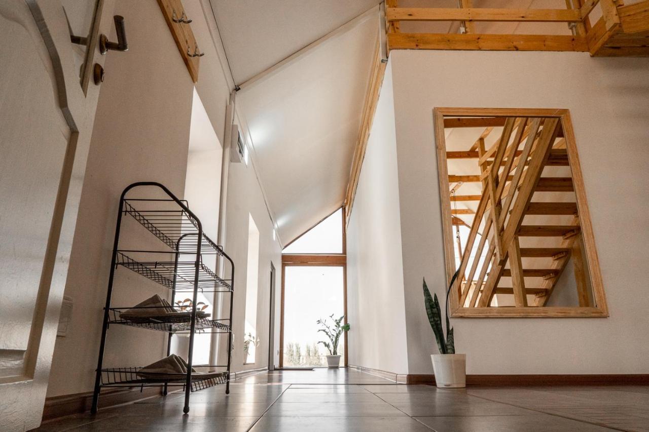 Modern Loft Lighthouse Hostel Karakol Bagian luar foto