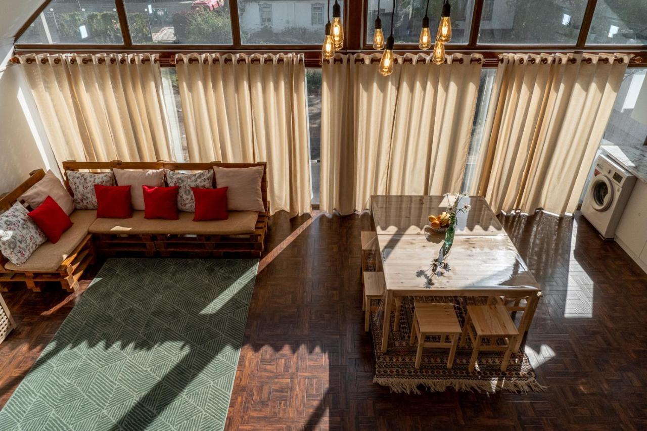 Modern Loft Lighthouse Hostel Karakol Bagian luar foto