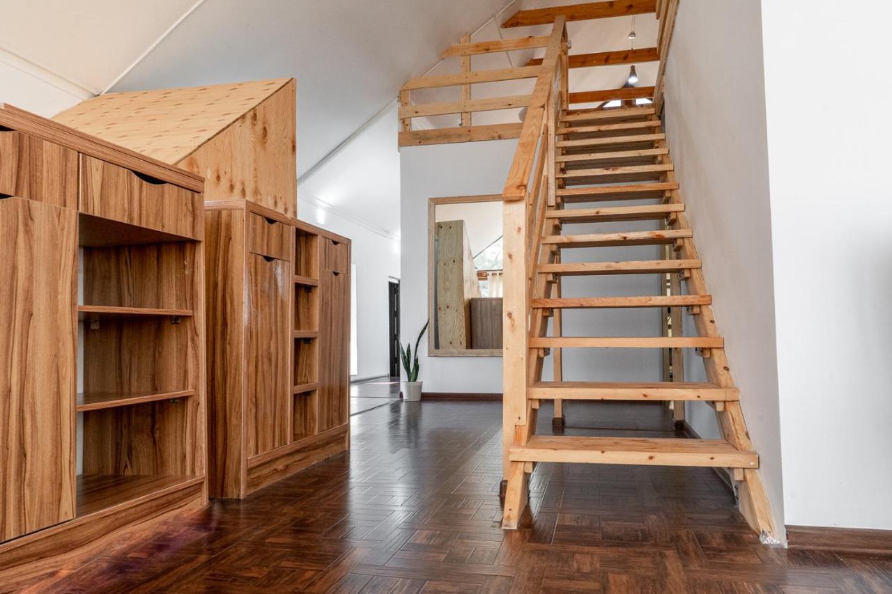 Modern Loft Lighthouse Hostel Karakol Bagian luar foto