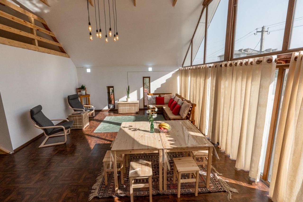 Modern Loft Lighthouse Hostel Karakol Bagian luar foto