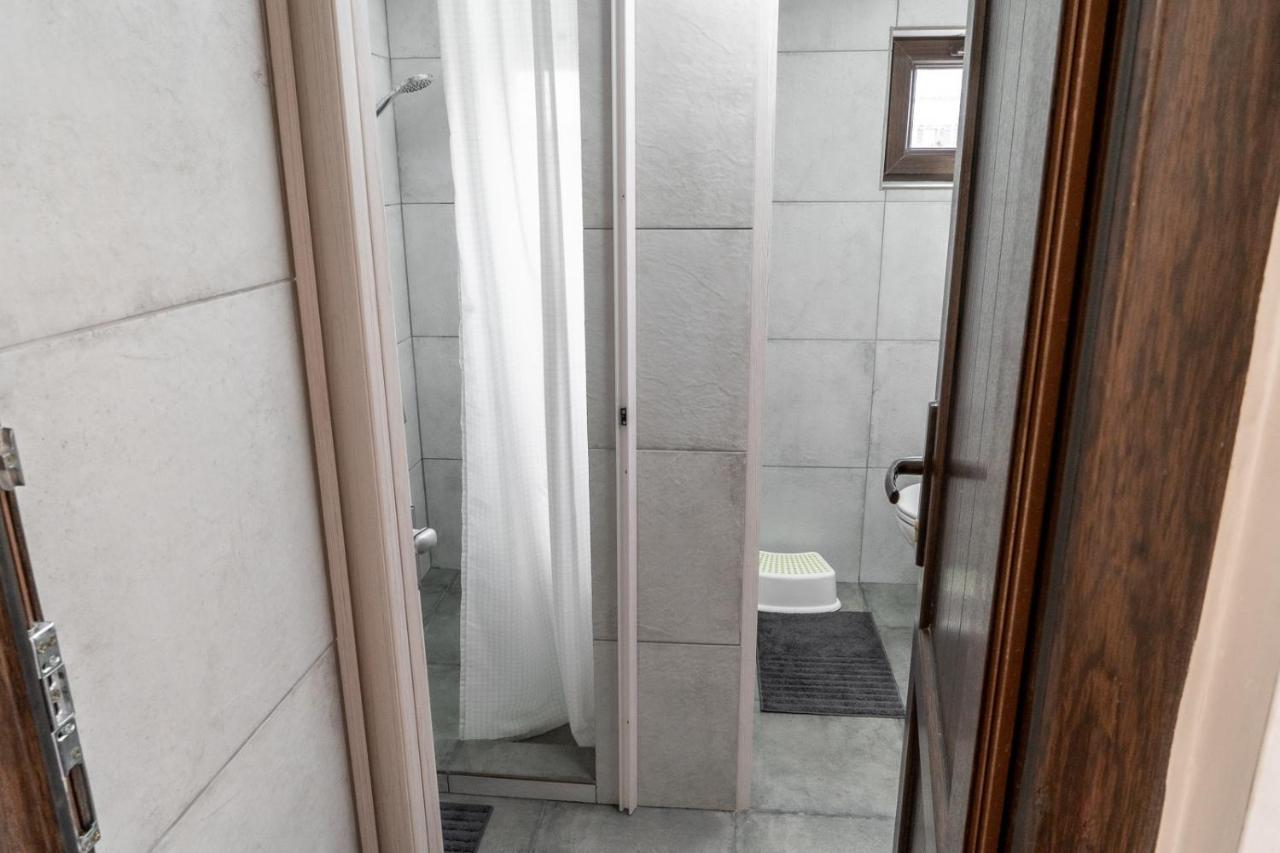 Modern Loft Lighthouse Hostel Karakol Bagian luar foto